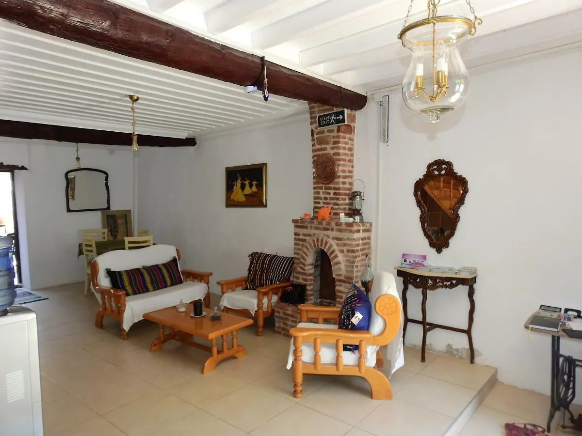 Sahmeran Pansiyon Ayvalik